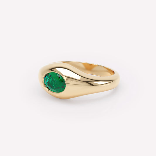 Curve Emerald Signet Ring