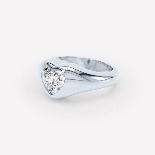 Curve Heart Diamond Signet Ring