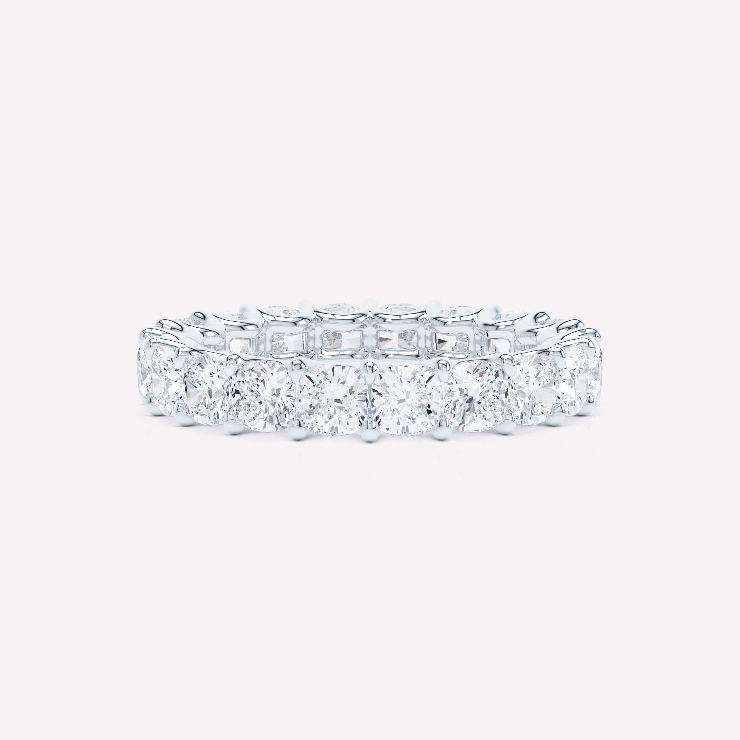 LOEV Cushion Diamond Band